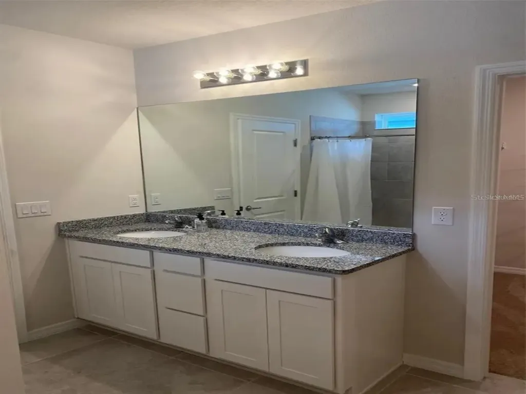 9643 Summers Cay Circle Thonotosassa FL 33592