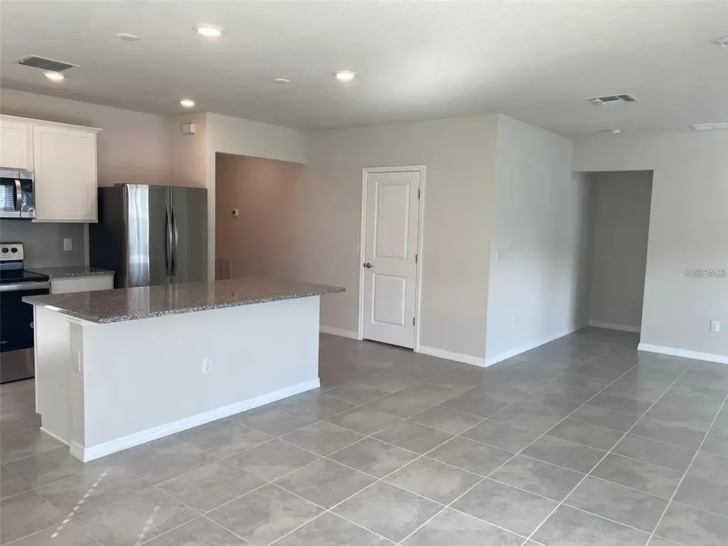 9643 Summers Cay Circle Thonotosassa FL 33592
