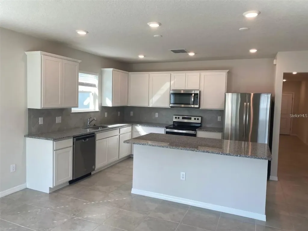 9643 Summers Cay Circle Thonotosassa FL 33592