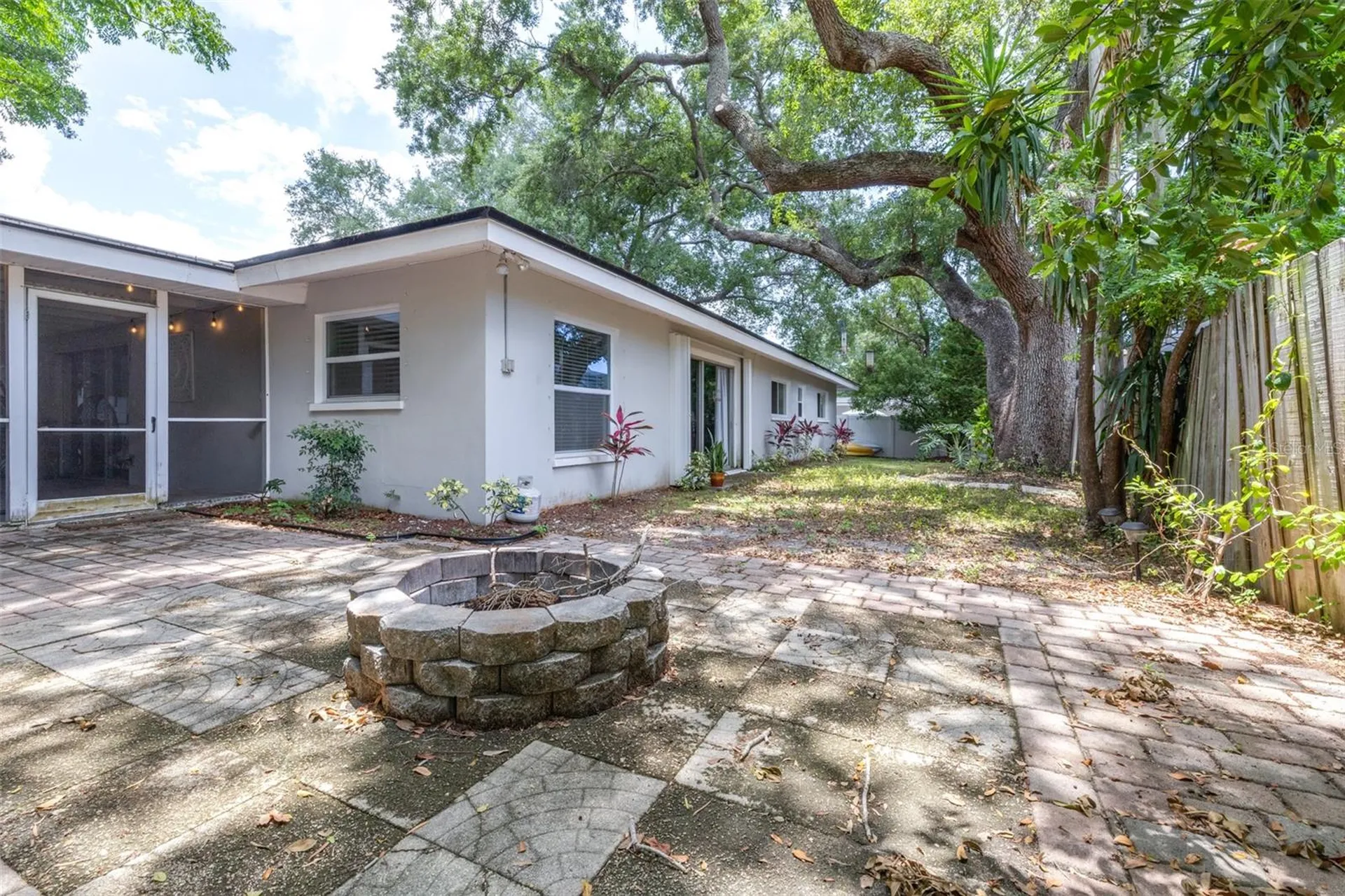 1554 Linwood Drive Clearwater FL 33755