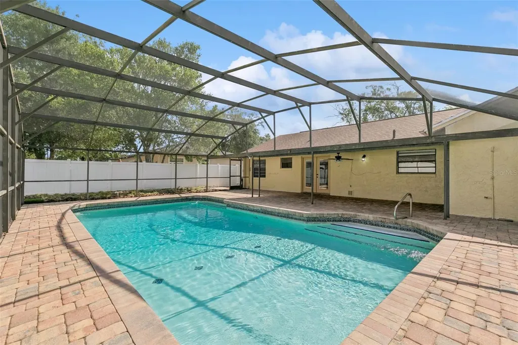 2911 Autumnwood Trail Apopka FL 32703