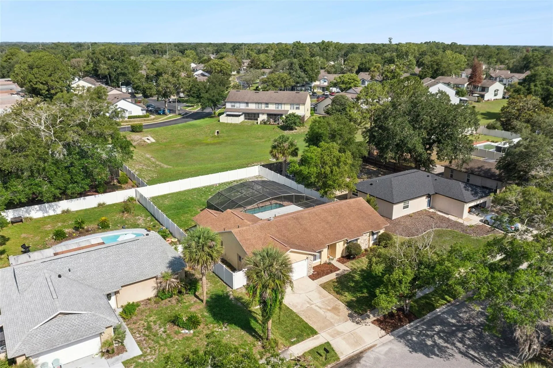 2911 Autumnwood Trail Apopka FL 32703