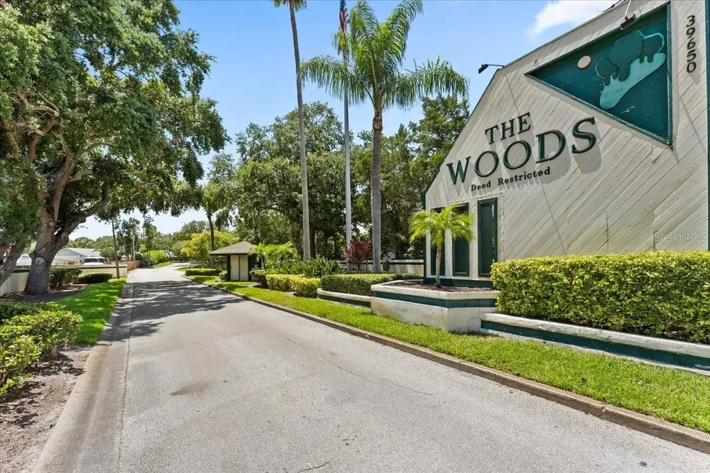 39650 Us Hwy 19 N Tarpon Springs FL 34689