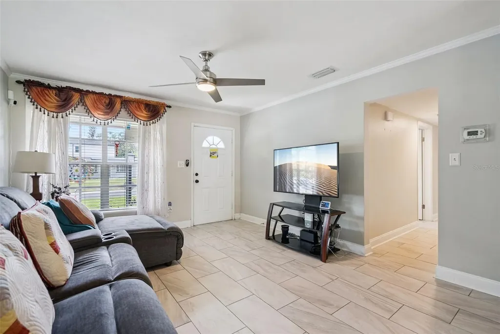 201 S Embrey Drive Casselberry FL 32707