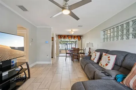 201 S Embrey Drive Casselberry FL 32707
