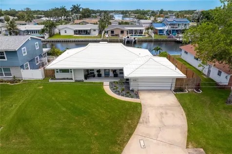 4152 13th Lane NE St Petersburg FL 33703
