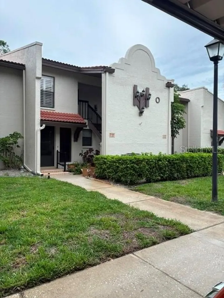 3505 Tarpon Woods Boulevard Palm Harbor FL 34685