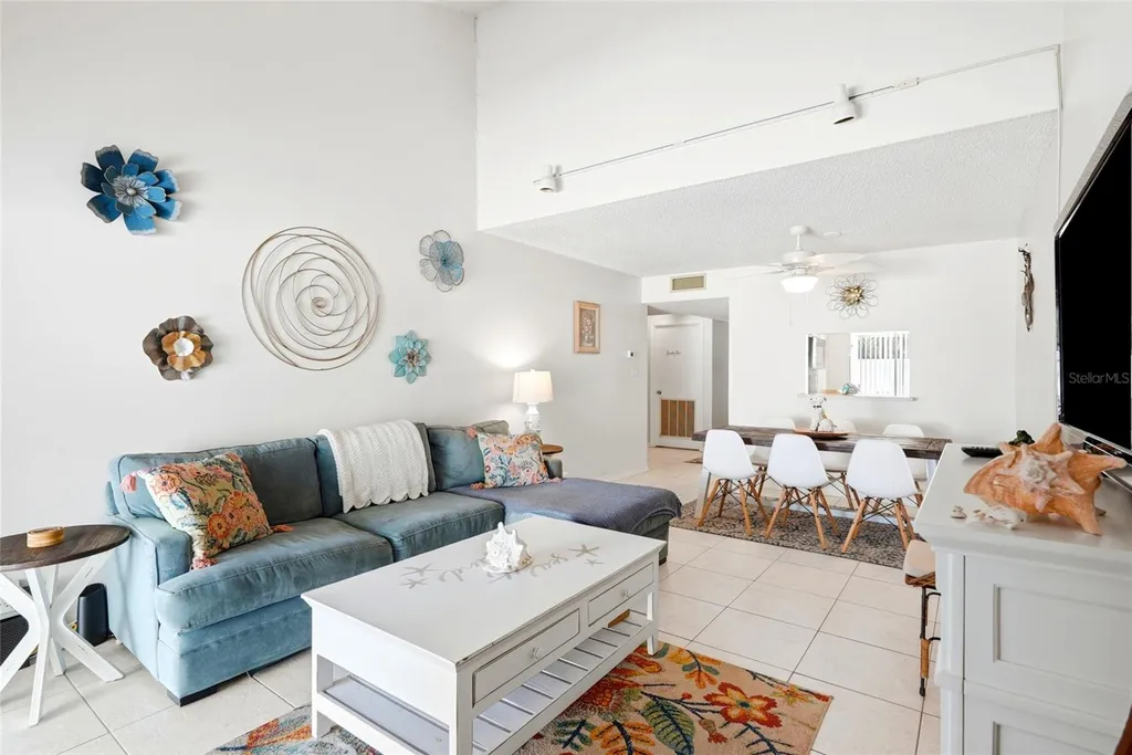 2062 Sunset Point Road Clearwater FL 33765