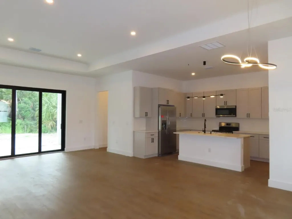 2651 Peake Street North Port FL 34286