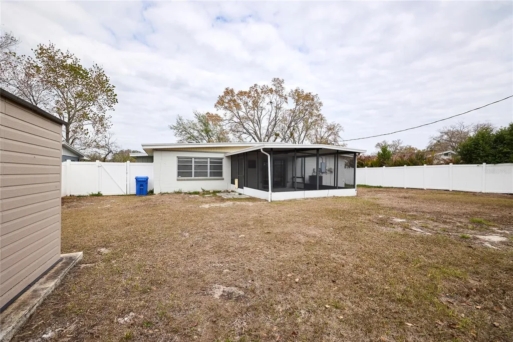 3312 Nakora Drive Tampa FL 33618