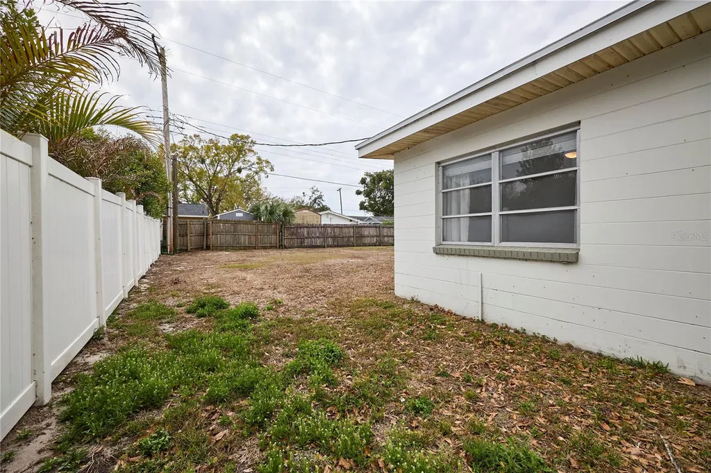 3312 Nakora Drive Tampa FL 33618