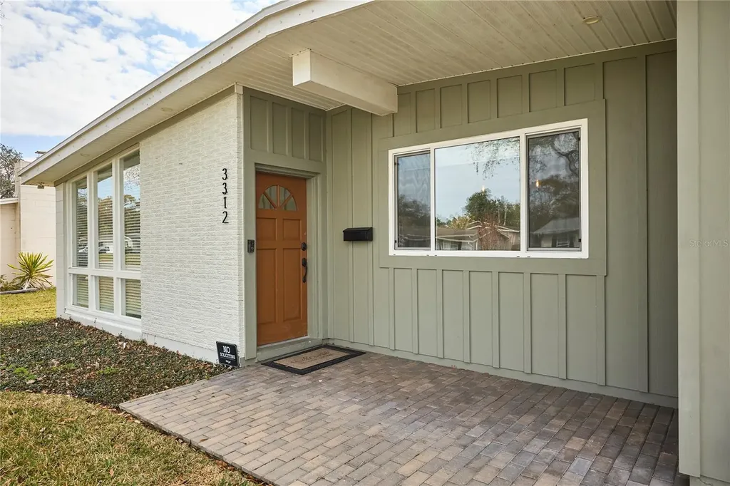 3312 Nakora Drive Tampa FL 33618