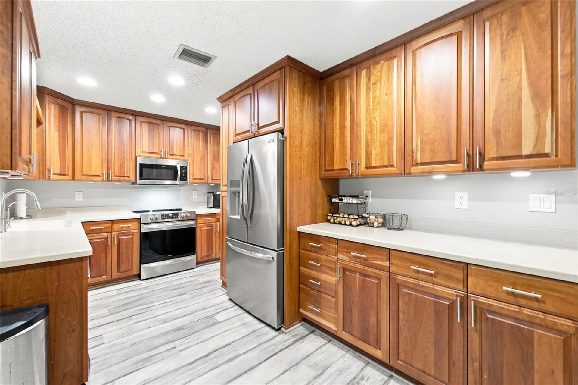 6706 Waldorf Court New Port Richey FL 34655