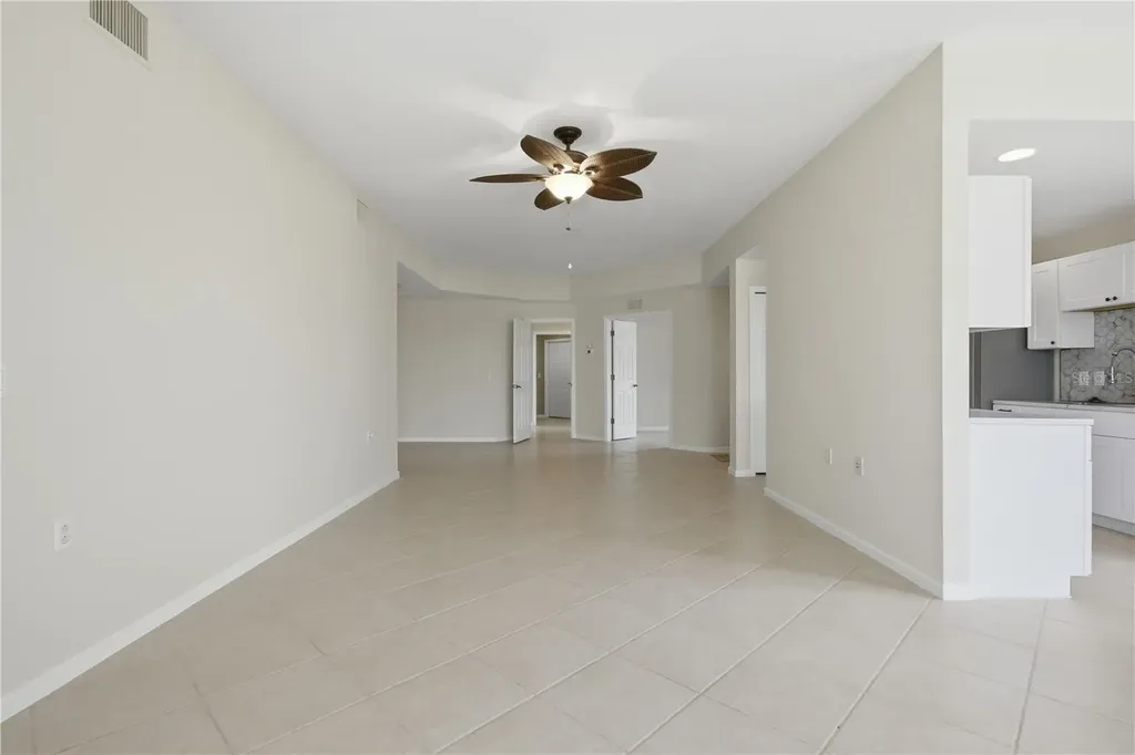 3010 Meandering Way Fort Myers FL 33905
