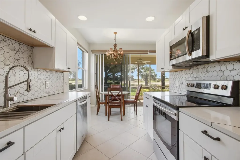 3010 Meandering Way Fort Myers FL 33905