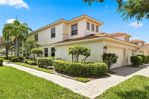 3010 Meandering Way Fort Myers FL 33905
