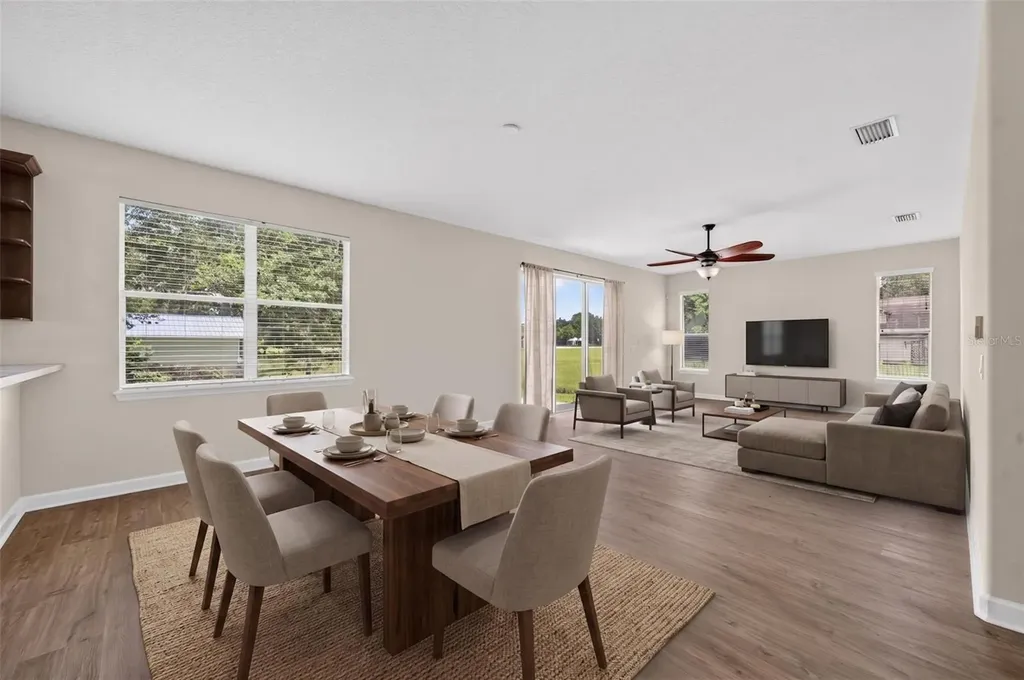 166 W 11th Street Chuluota FL 32766