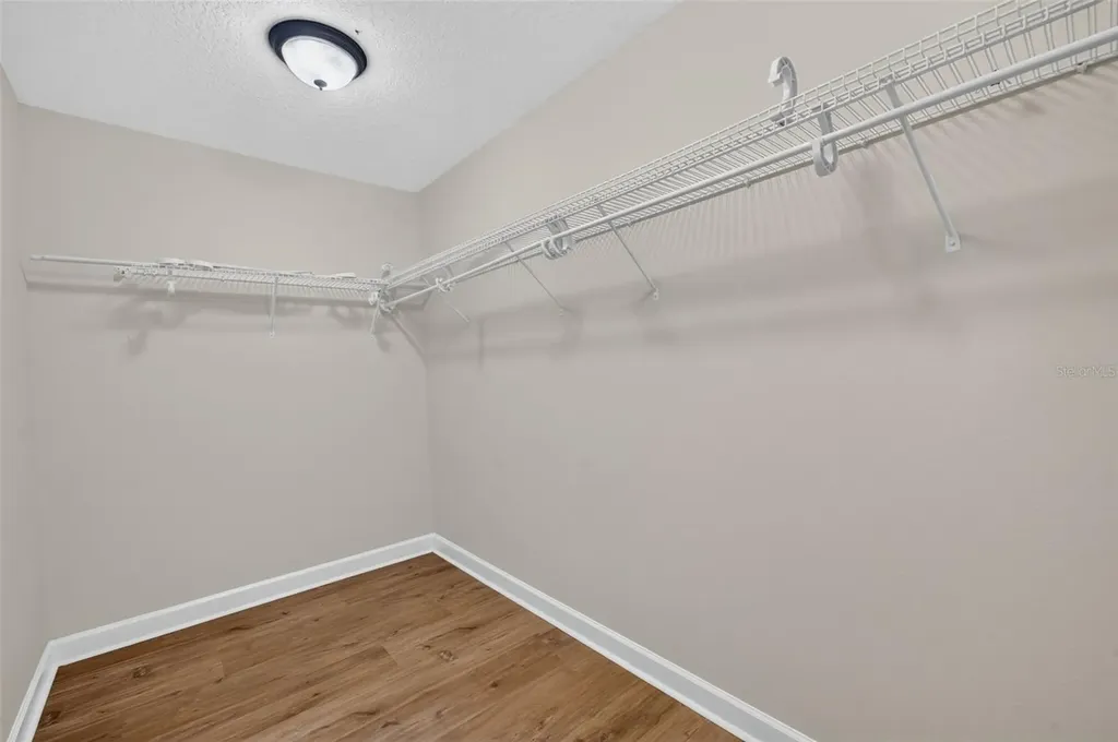 166 W 11th Street Chuluota FL 32766