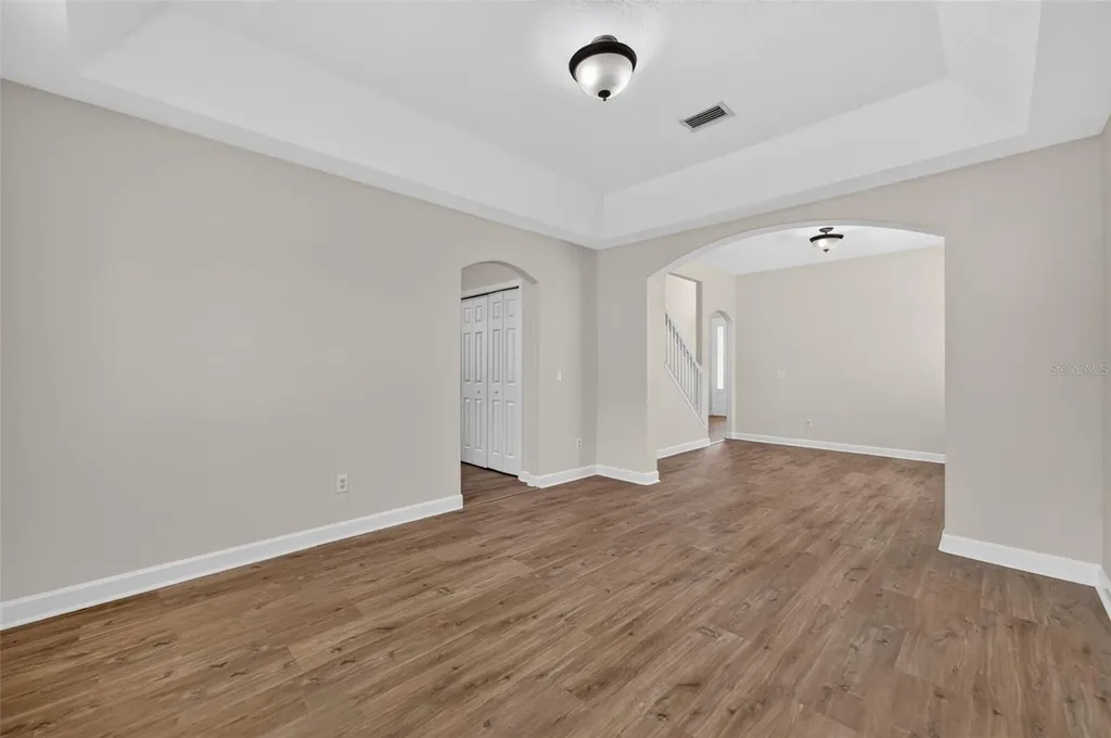 166 W 11th Street Chuluota FL 32766