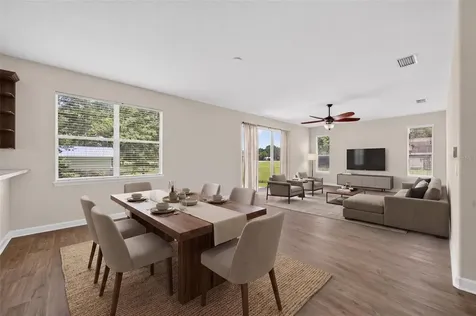 166 W 11th Street Chuluota FL 32766