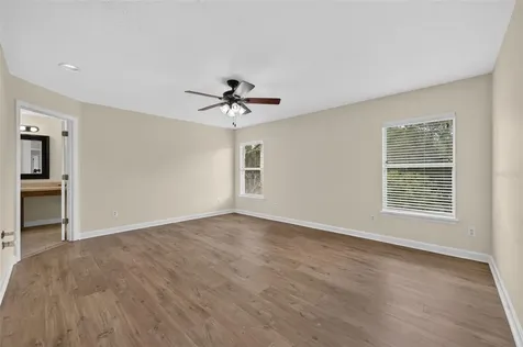 166 W 11th Street Chuluota FL 32766