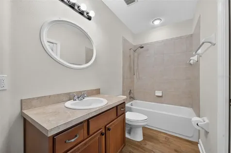 166 W 11th Street Chuluota FL 32766