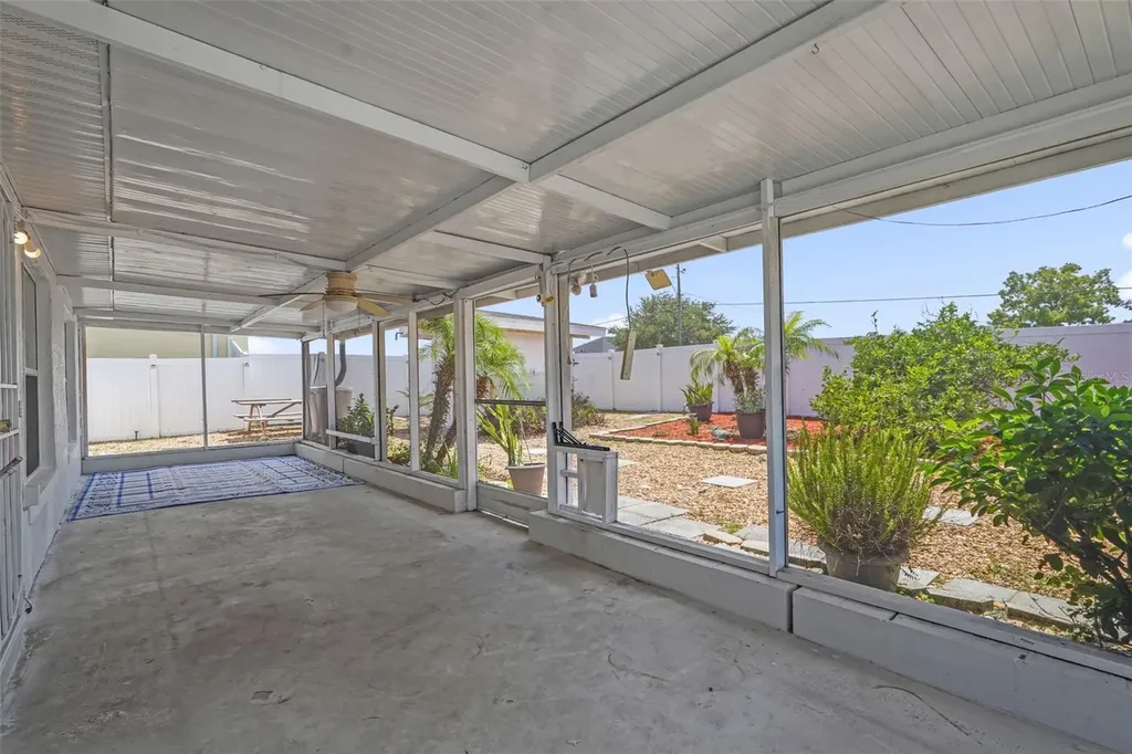1747 Pompano Drive Kissimmee FL 34759