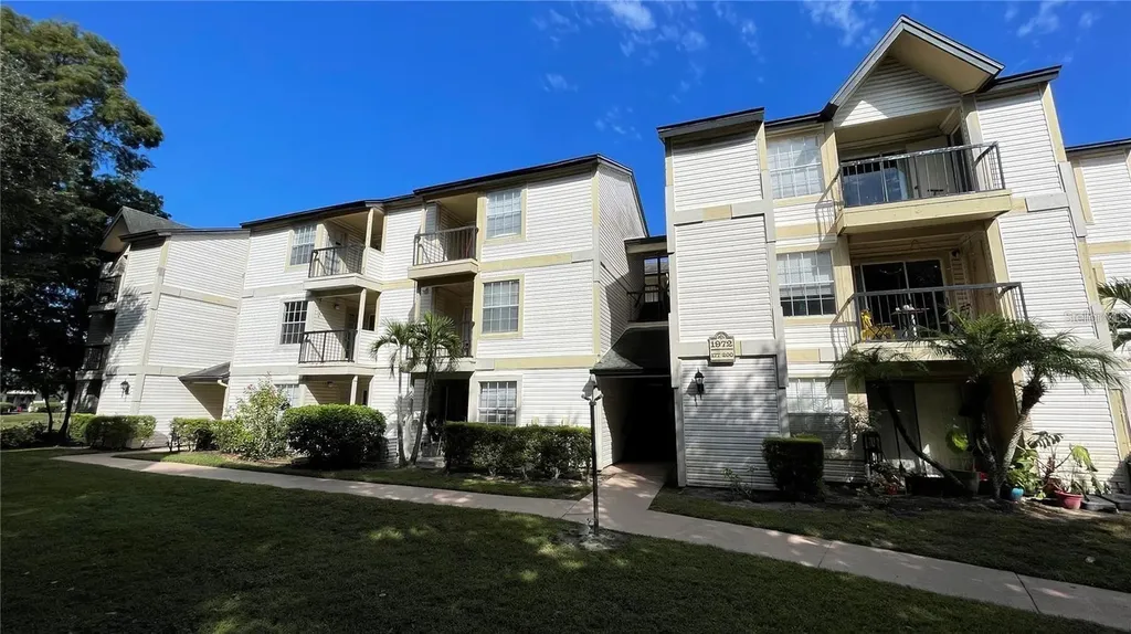 1972 Lake Atriums Circle Orlando FL 32839