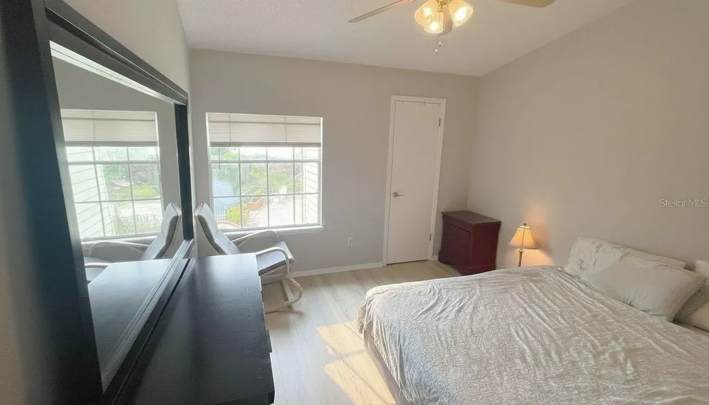 1972 Lake Atriums Circle Orlando FL 32839