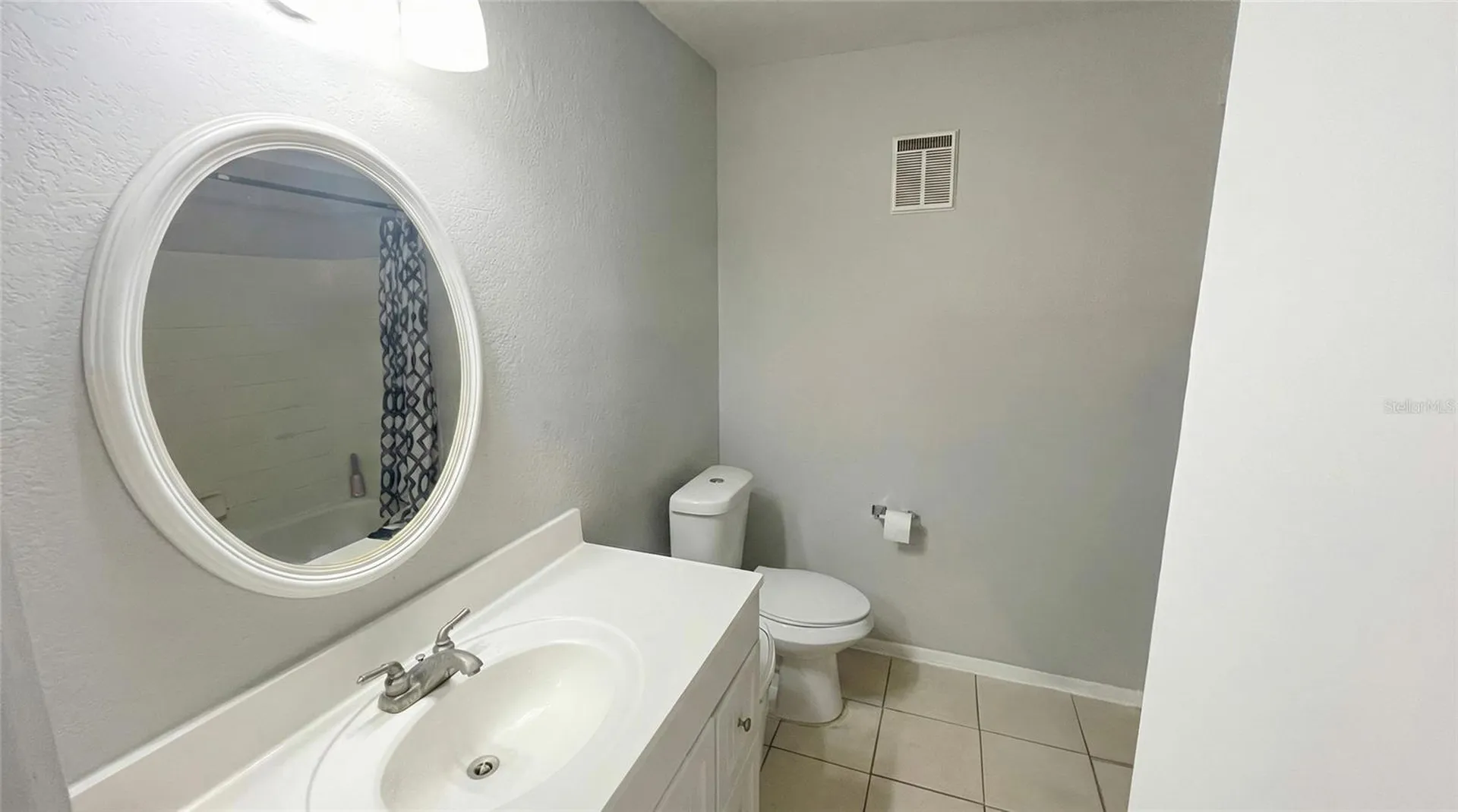 1972 Lake Atriums Circle Orlando FL 32839