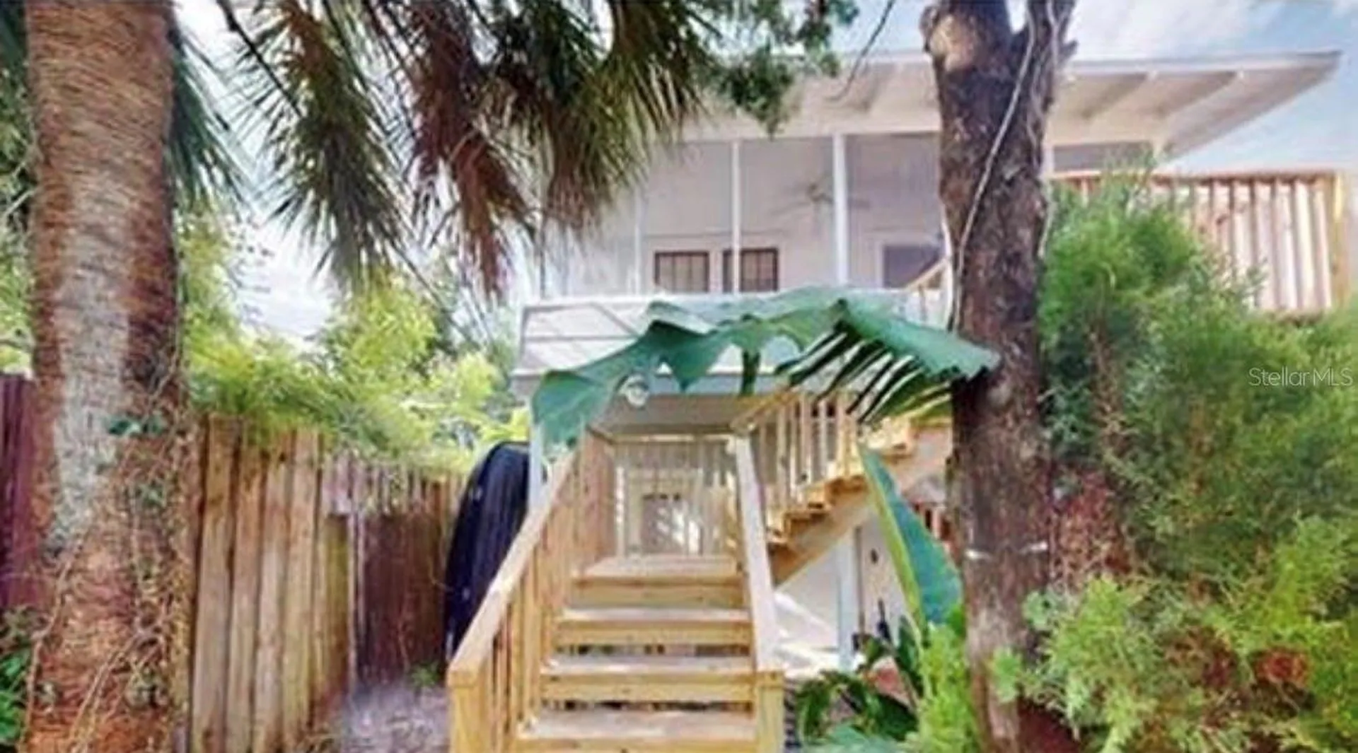 622 7th Avenue N St Petersburg FL 33701