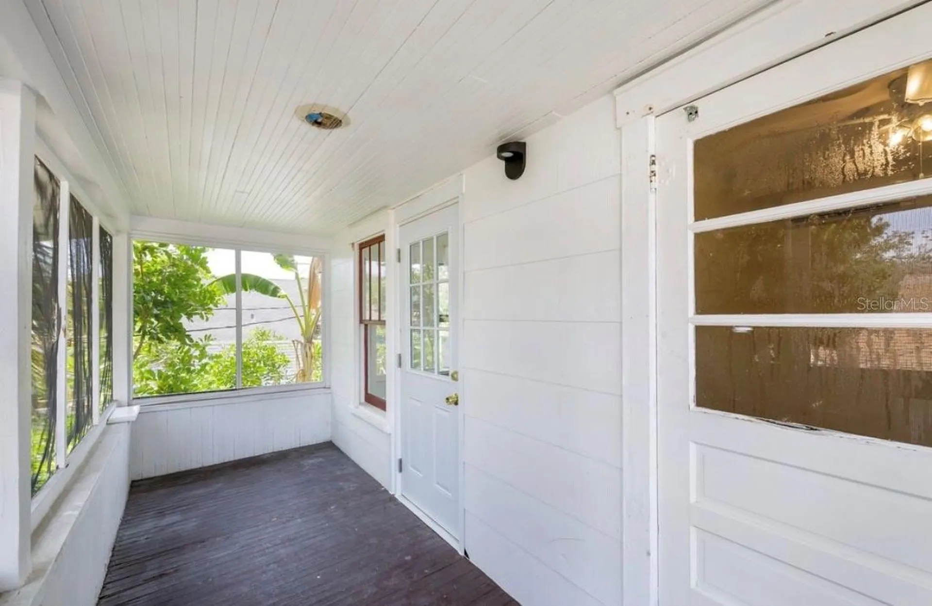 622 7th Avenue N St Petersburg FL 33701