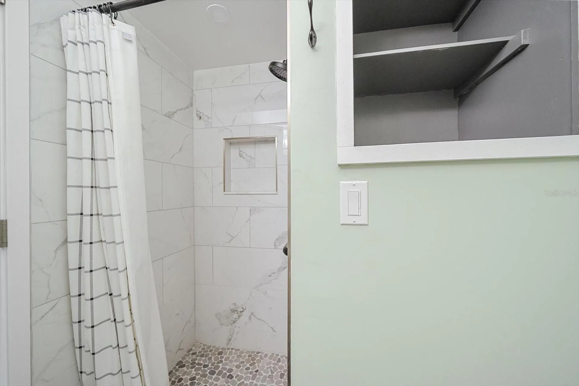 5865 Tidewood Avenue Sarasota FL 34231