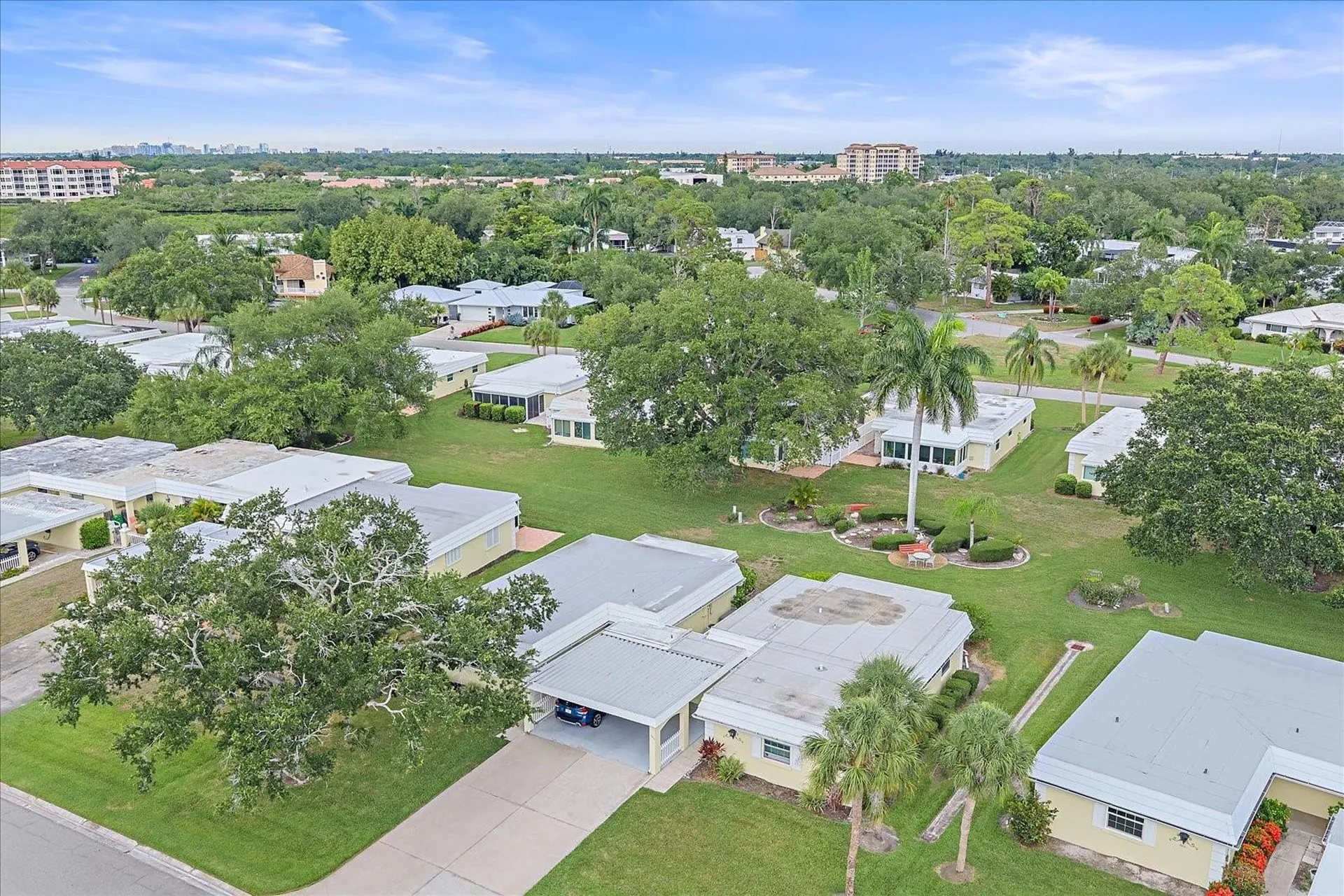 5865 Tidewood Avenue Sarasota FL 34231