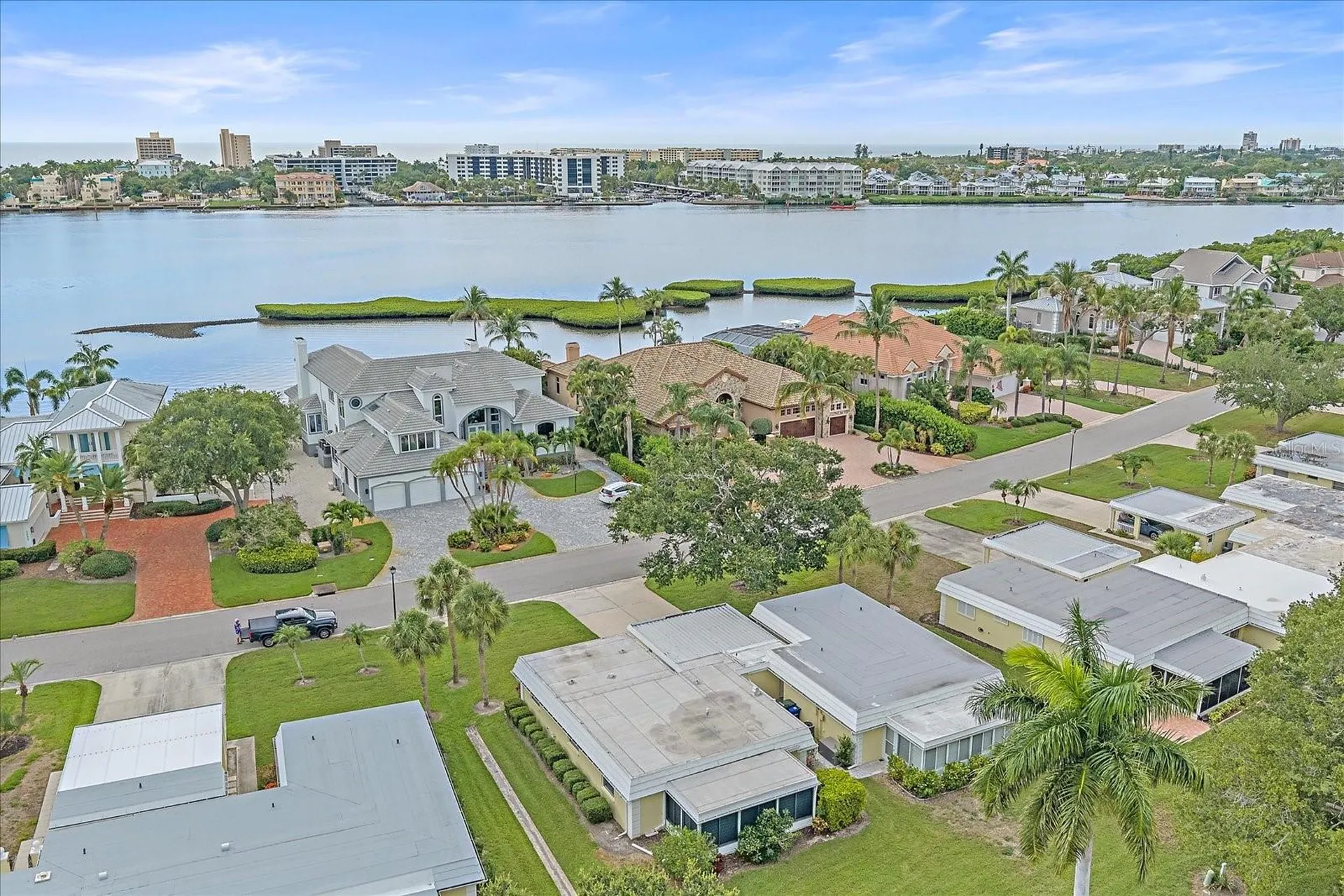5865 Tidewood Avenue Sarasota FL 34231