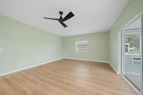 5865 Tidewood Avenue Sarasota FL 34231