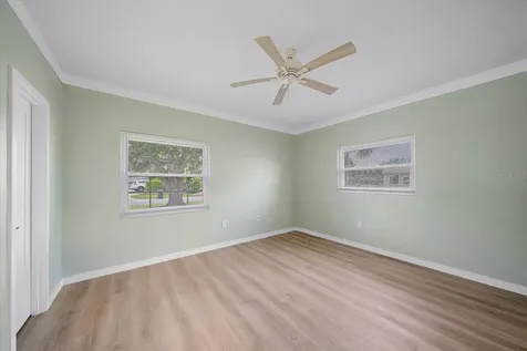 5865 Tidewood Avenue Sarasota FL 34231