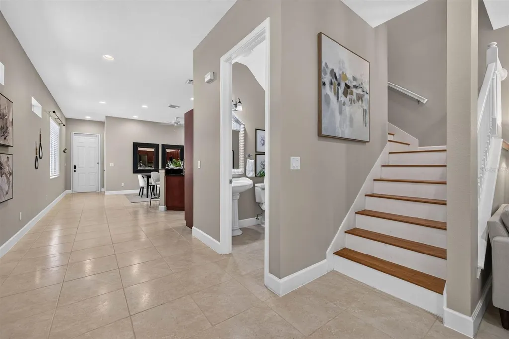 447 13th Avenue N St Petersburg FL 33701