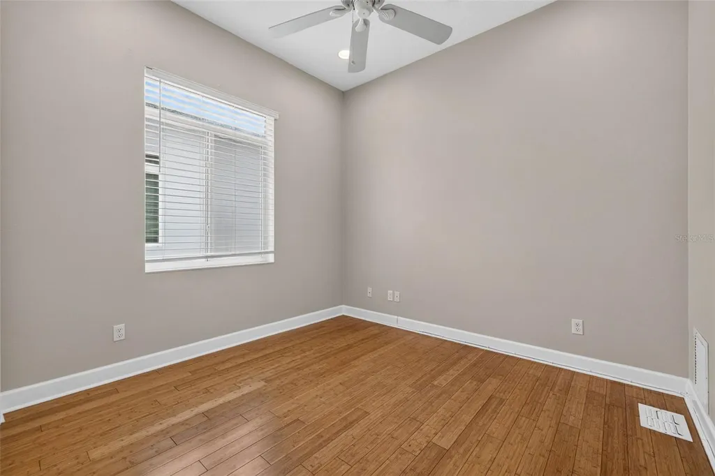 447 13th Avenue N St Petersburg FL 33701