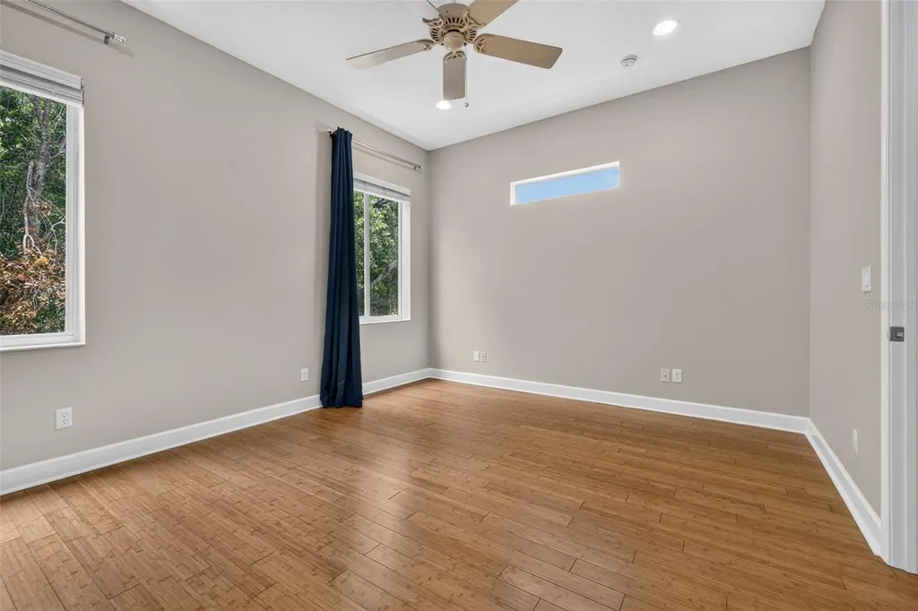 447 13th Avenue N St Petersburg FL 33701