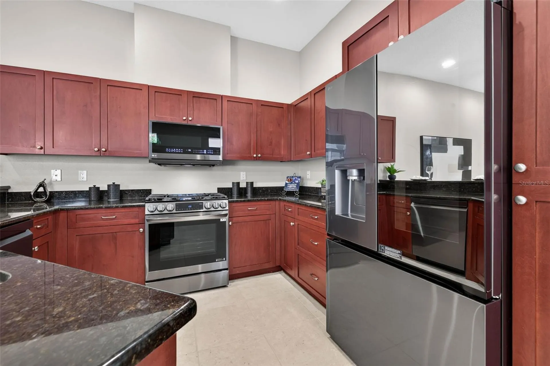 447 13th Avenue N St Petersburg FL 33701