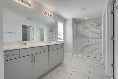 1230 Stratton Avenue Groveland FL 34736