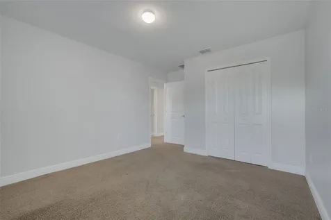1230 Stratton Avenue Groveland FL 34736