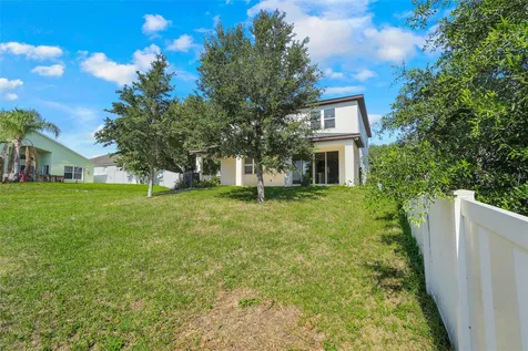 1230 Stratton Avenue Groveland FL 34736