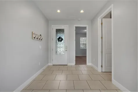 1230 Stratton Avenue Groveland FL 34736