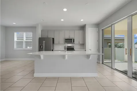 1230 Stratton Avenue Groveland FL 34736