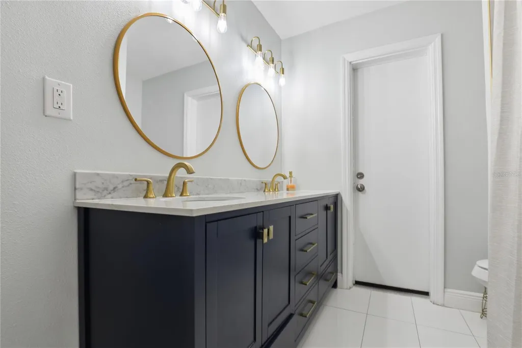 5311 Jennifer Place Orlando FL 32807
