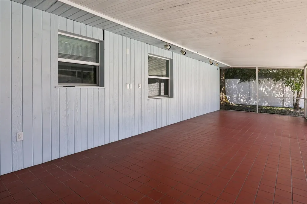 5311 Jennifer Place Orlando FL 32807