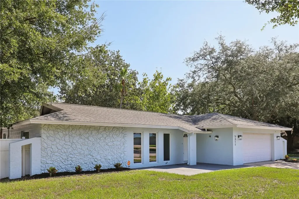 5311 Jennifer Place Orlando FL 32807