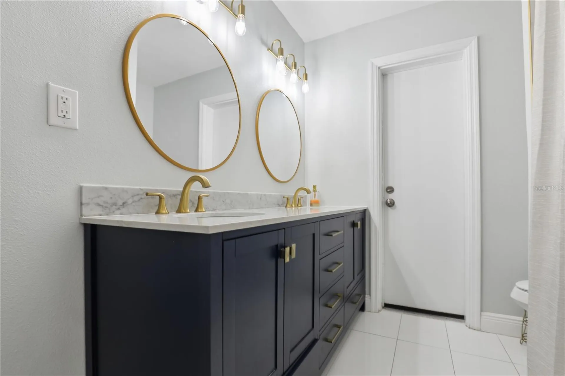 5311 Jennifer Place Orlando FL 32807